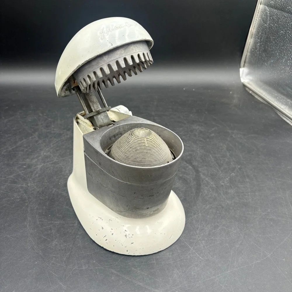 Vtg Decor Rival Juice-O-Mat Manual Citrus Juicer Cream Enamel Art Deco Streamlin